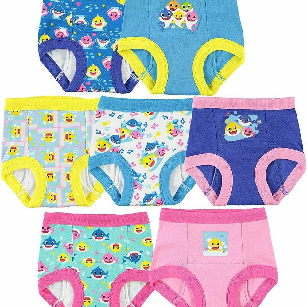 Handcraft Girls Baby Shark Potty Training 7pk 4T